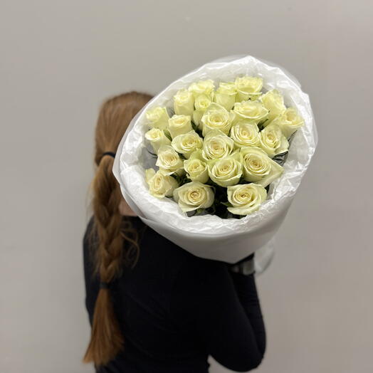 Букет кенийских белых роз (23 штуки)