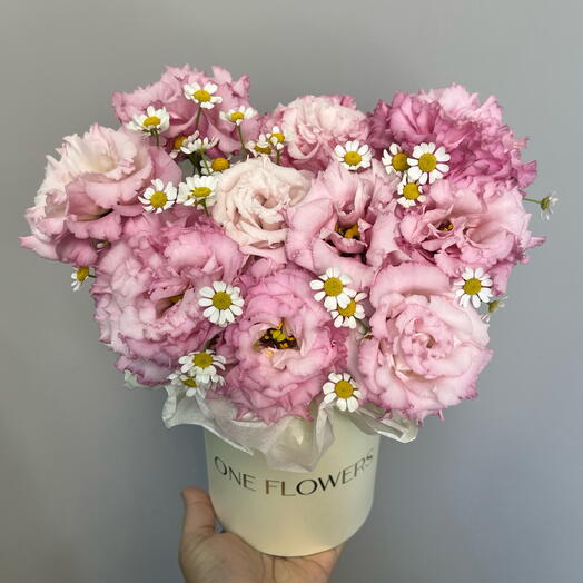 Коробка с эустомами и ромашками🌸