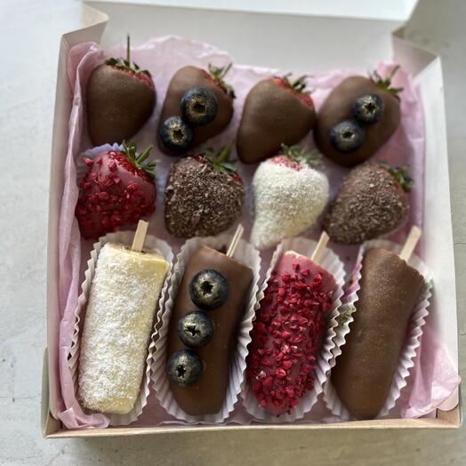 Клубника + шоко бананы 🍓🍌🍫