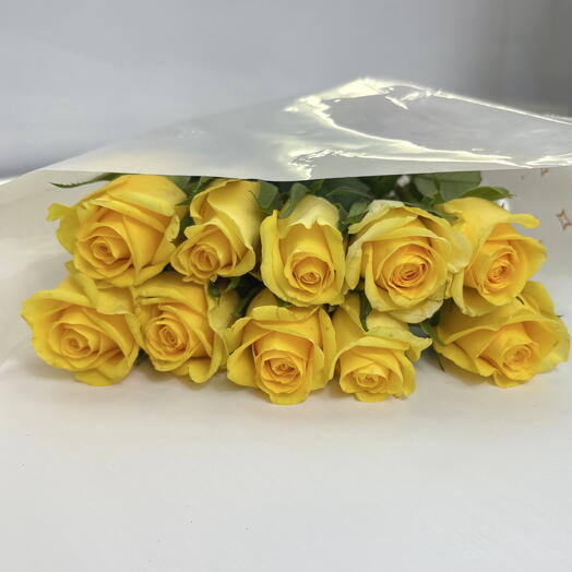 Пачка желтых роз 40см (10шт)