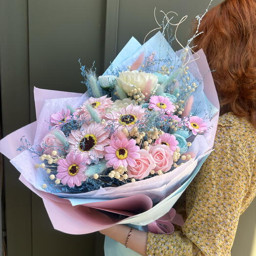 Букет из мыла «Розовая лагуна»