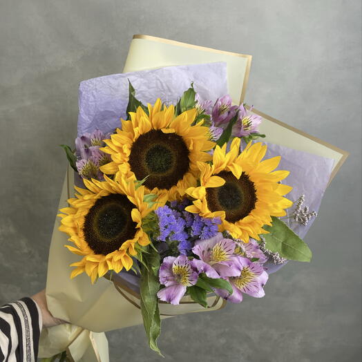 Sunflowers подсолнухи с альстромерией
