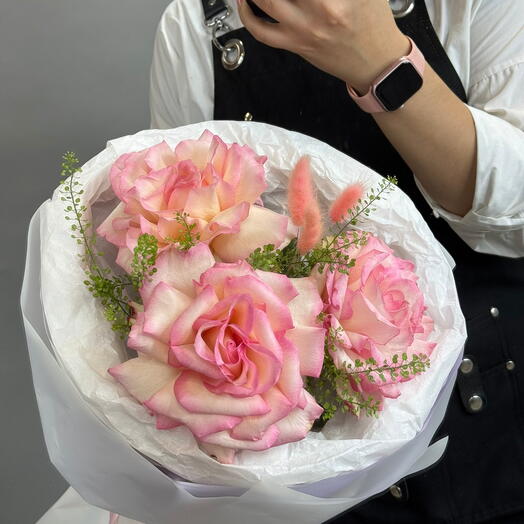 Букет из фактурных французских роз🌸
