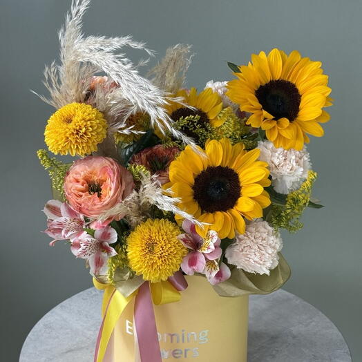 🌻Цветочная композиция  «Солнечный янтарь» с подсолнухами и пампасной травой 🌾