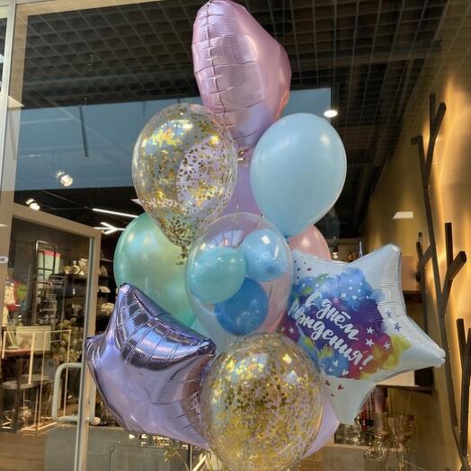 Lush fountain of 12 balls