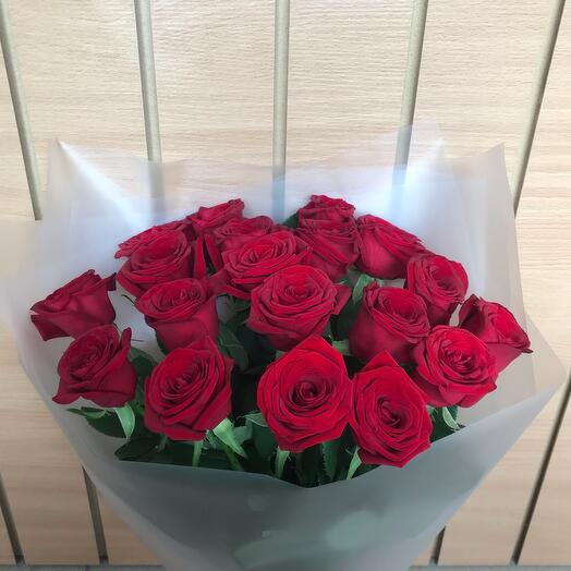 Bouquet of 19 roses