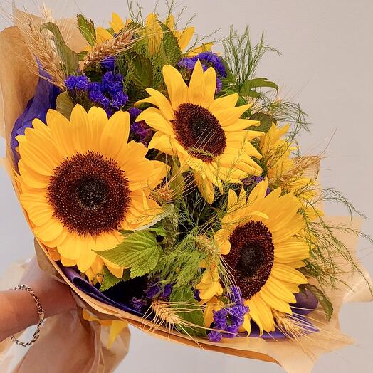 Яркий букет с подсолнухами и пшеницей, Цветы и подарки в Электростали ...