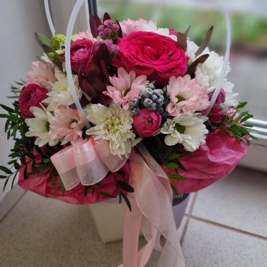 Flores brillantes en una Caja