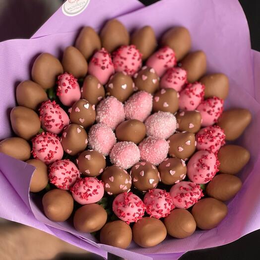 Chocolate-covered strawberries "Recognition"