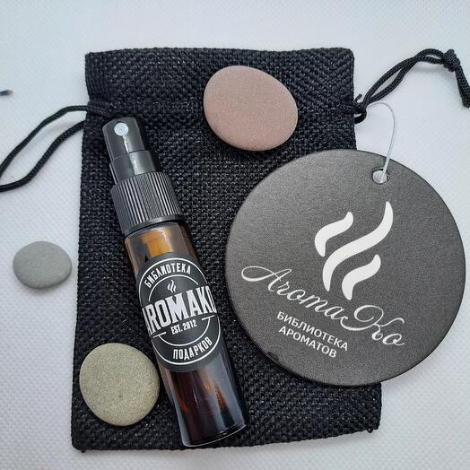 Набор для автолюбителя в мешочке "по мотивам Giorgio Armani" (спрей 10мл+ картонная фибра) AROMAKO