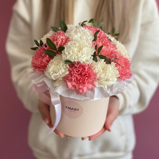 Hatbox made of Carnation "Jess"