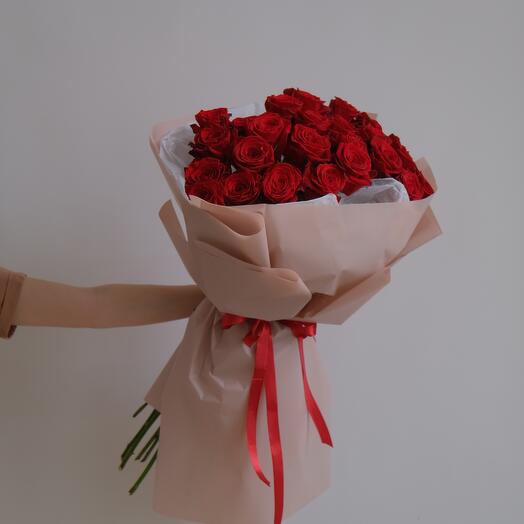 Gran ramo de rosas rojas