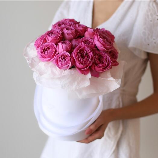 Rosas en forma de peonía en una Caja