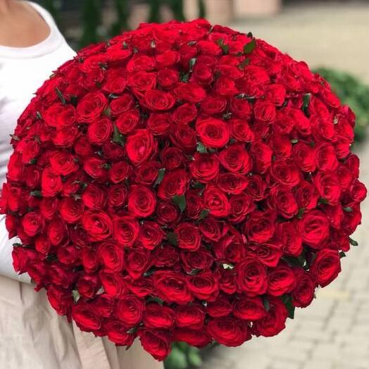 200 red roses Bouquet
