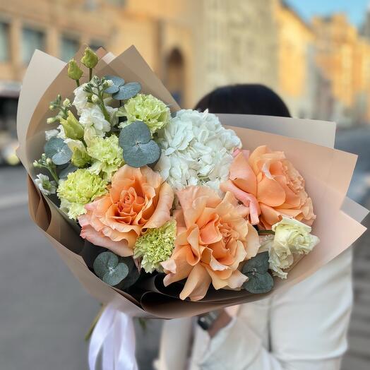 Fragrant bouquet with French roses