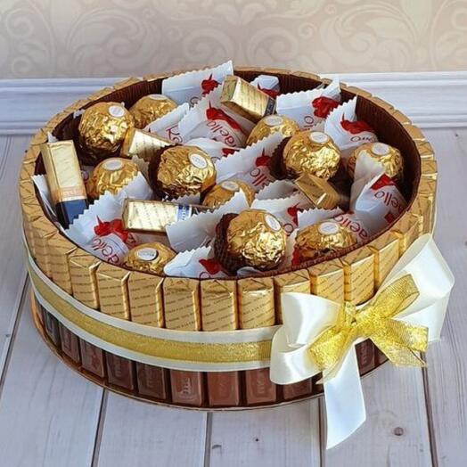 Торт из конфет Мерси