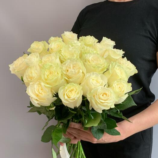 Букет из 25 белых роз