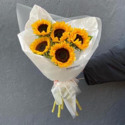 Buquê de girassóis ensolarados