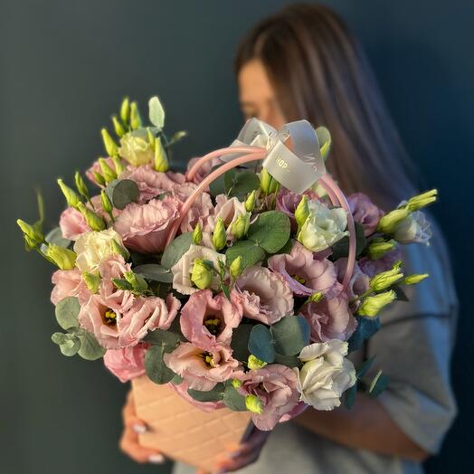 Eustoma in the handbag