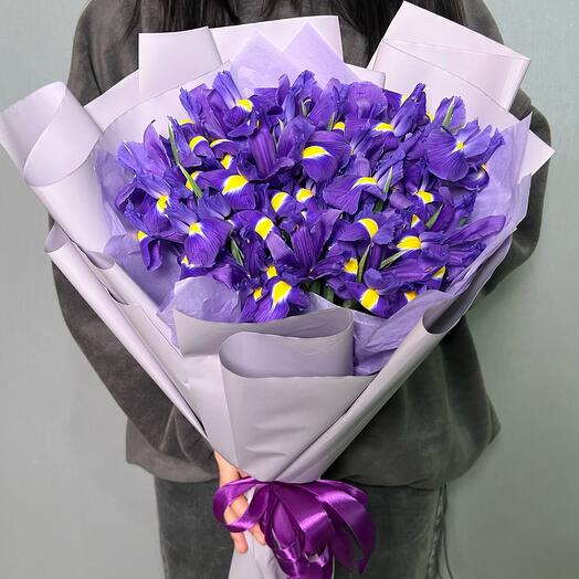 Bouquet of irises 25pcs