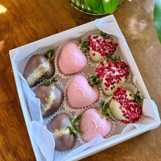 Клубника в шоколаде «Эделин» 9 шт