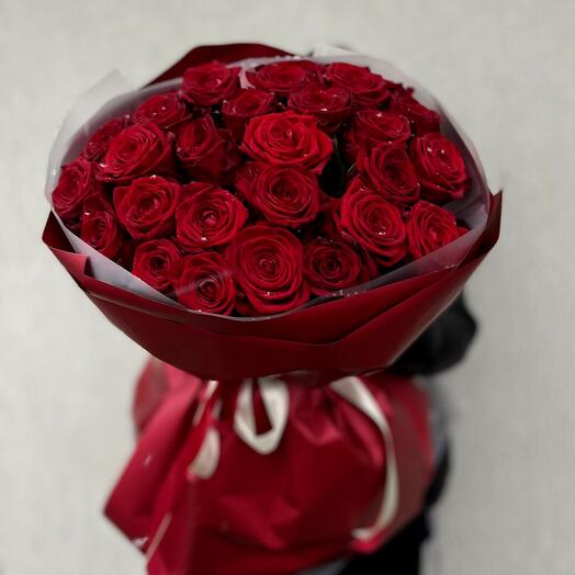 Моно из 25 роз в красном