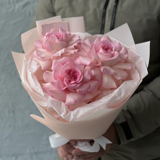 Букет из 3 французских роз 🌸