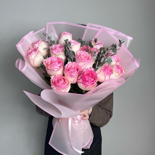 15 роз Esperance с эвкалиптом 🌸