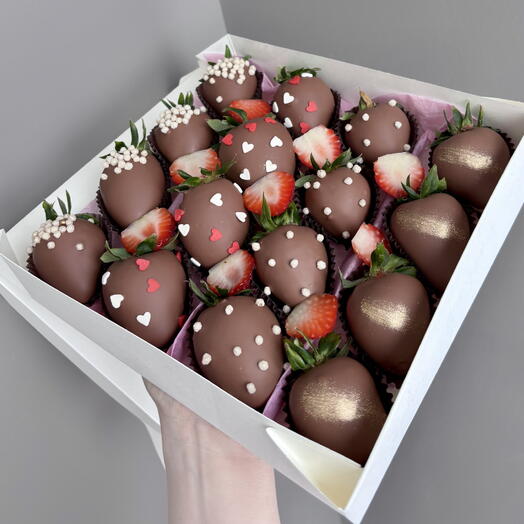 Клубника в бельгийском шоколаде 🍓