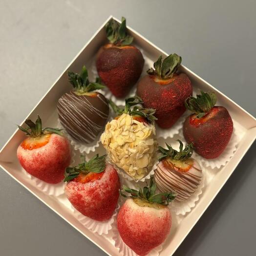 Клубника в шоколаде 9 шт