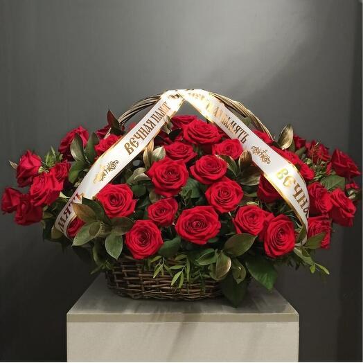 Корзина с цветами 62