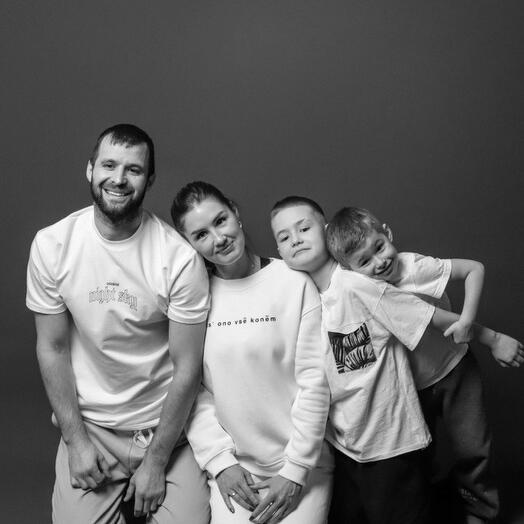 Электронный сертификат в фотостудию без фотографа " Семейные отражения"