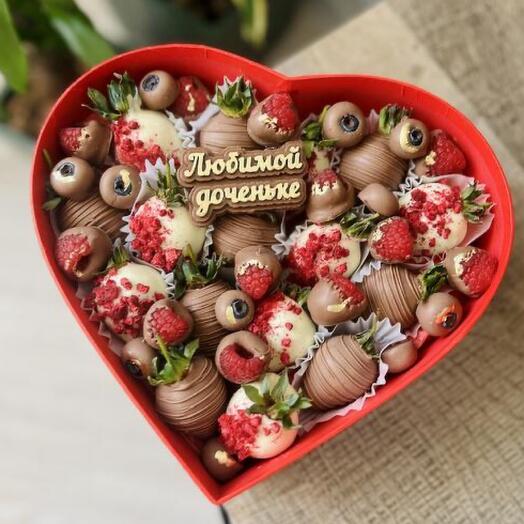 Клубника в шоколаде и ягода микс сердце ♥️