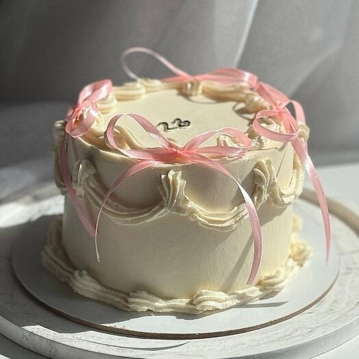 Торт с рюшами и бантиками в стиле ламбет на день рождения девушке