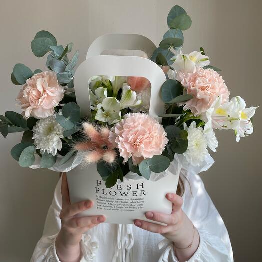 Floral handbag "Tenderness of a peach"