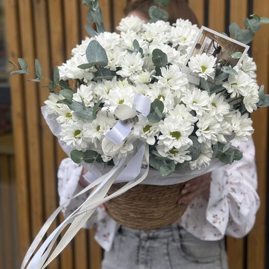 Корзина ромашек