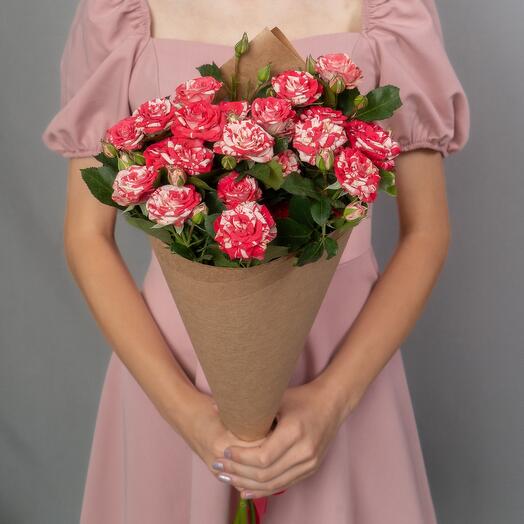 Bouquet "Firework of Feelings" made of bright bush roses