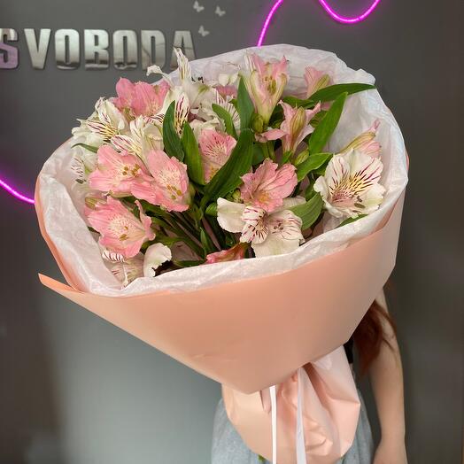 Нежные альстромерии🌸