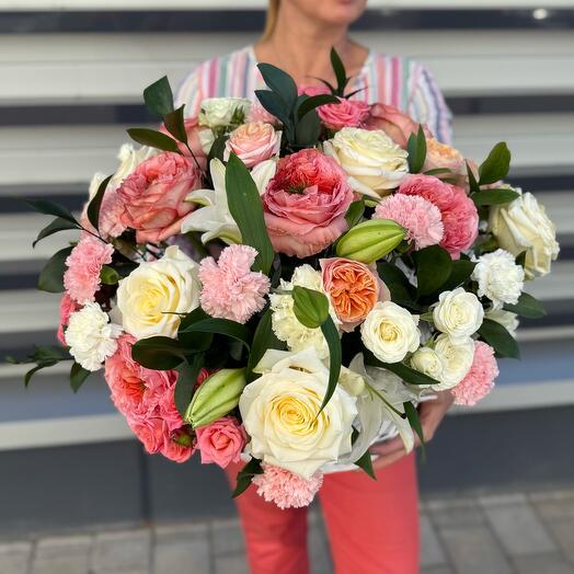 Корзина с цветами