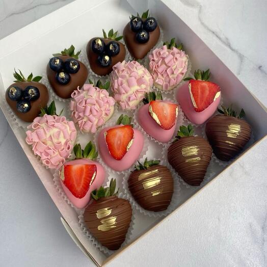 Клубника в шоколаде «Berry Muse Box»