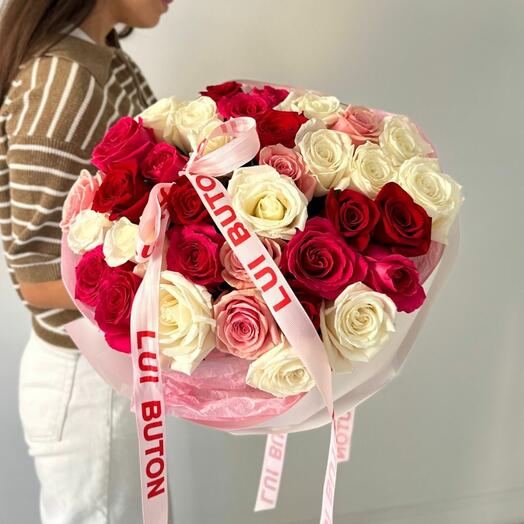 Букет "31 ярких роз микс"