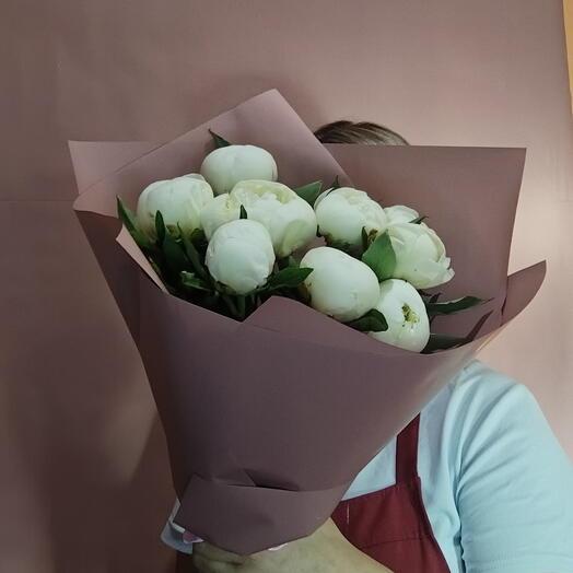 Пионы белые (9 шт)