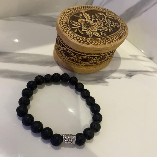 Браслет из камня вулканической лавы