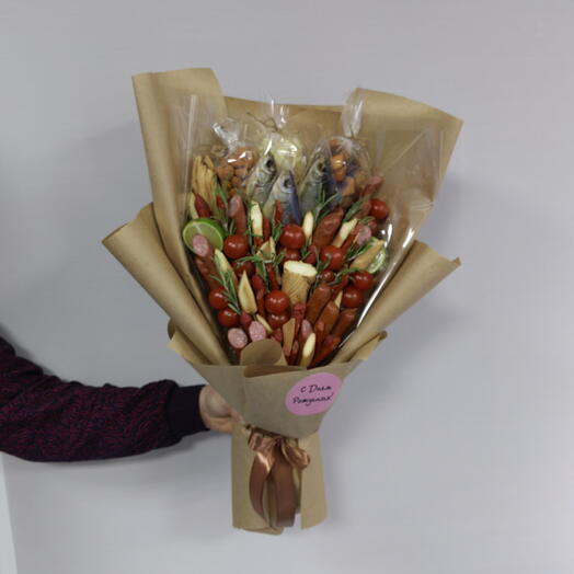 Букет рыба, колбаса, сыр,лайм, зелень