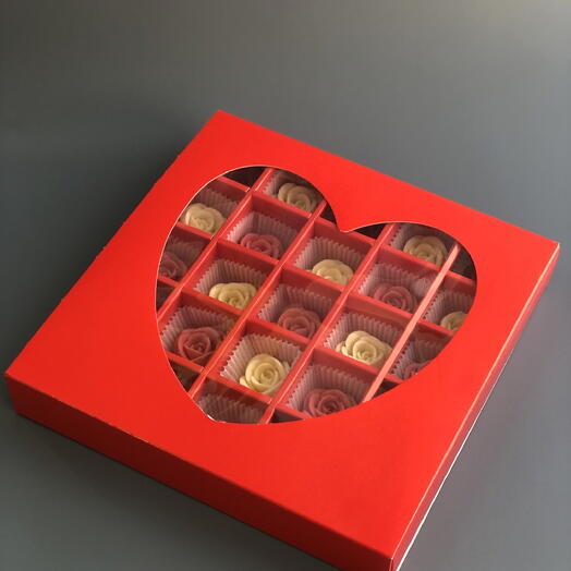 Шоколадные розы 25 шт. «Сердце»