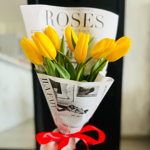 Букет « Любовь в большом городе» 7 тюльпанов