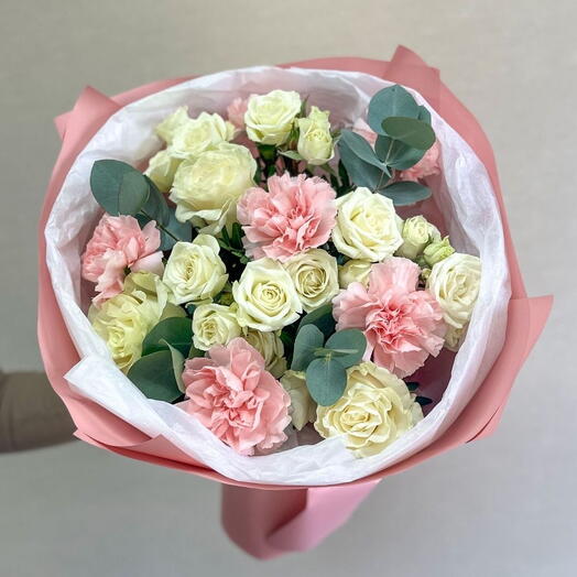 Небольшой очень красивый букет 🌸💖🎀
