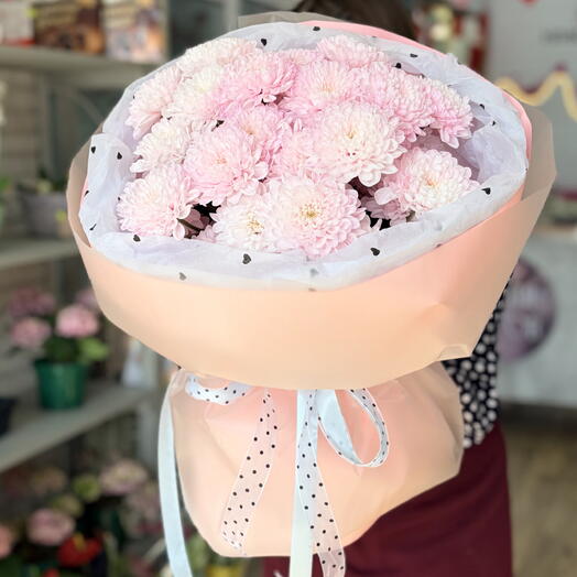 Букет нежных хризантем