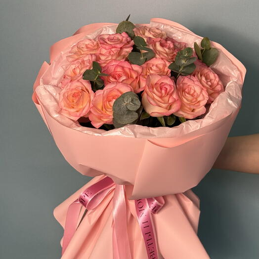 Букет из нежно-розовой розы с эвкалиптом️💗