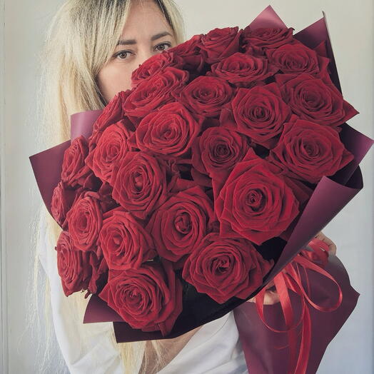 Букет красных роз 🌹